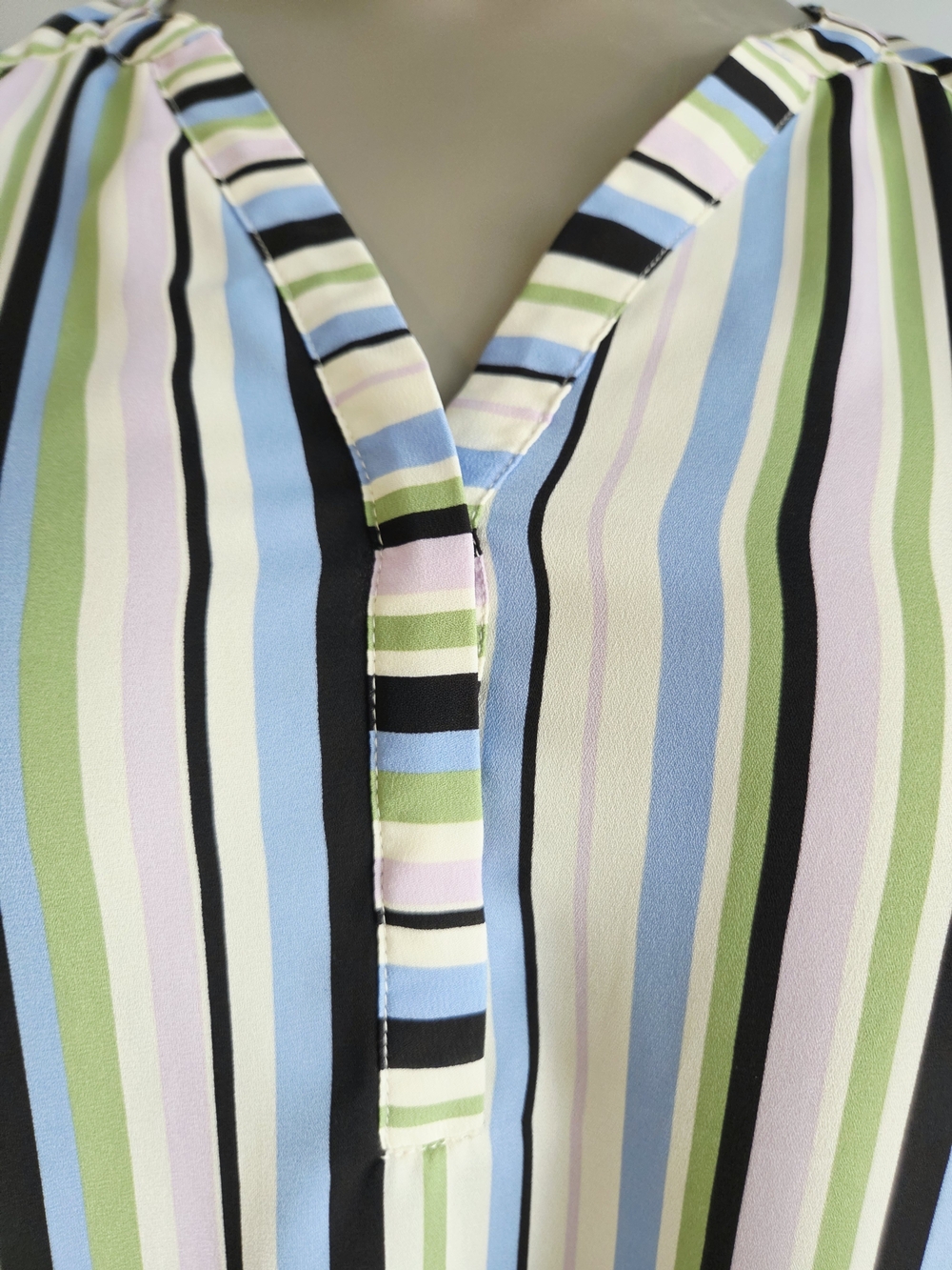 Striped Rouched-Sleeve V-Neck Blouse - Picture 6 of 8